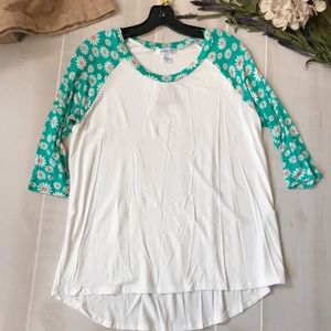 Honey and Lace Monrovia raglan tee floral print M